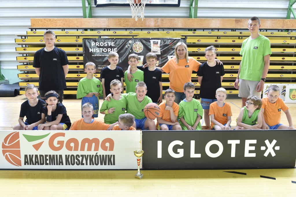 Iglotex i marka Proste Historie sponsorami Kociewskiej Akademii Koszykówki